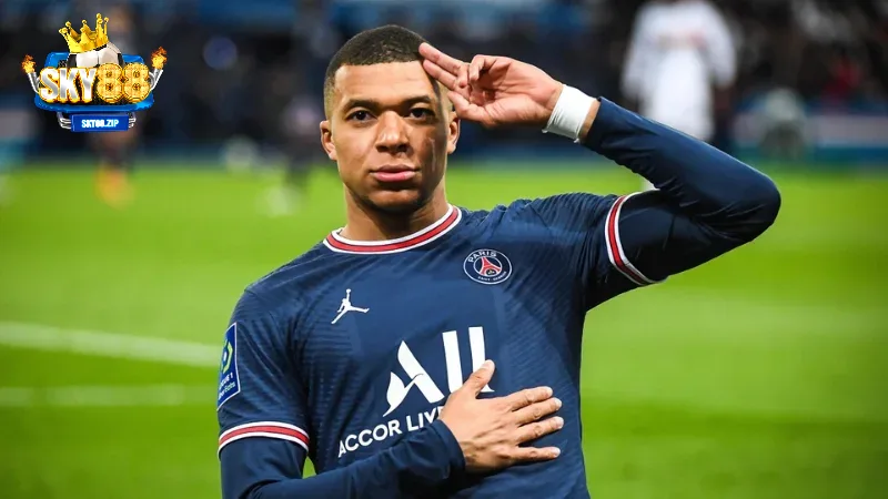 Kylian Mbappé (Paris Saint-Germain) vua tốc độ lừng danh