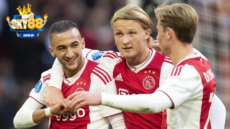 Các truyền thống và niềm tự hào của Ajax Amsterdam 